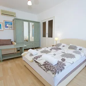 Apartament Zoli Apartmanok-balcony Koelcsey 32, Hajdúszoboszló